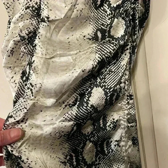 NWT Snake skin pattern camisole dress, satin, size Small - Picture 5 of 7